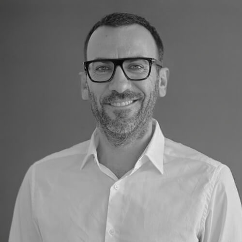 Jordi AltimiraChief Operating Officer Life Dental