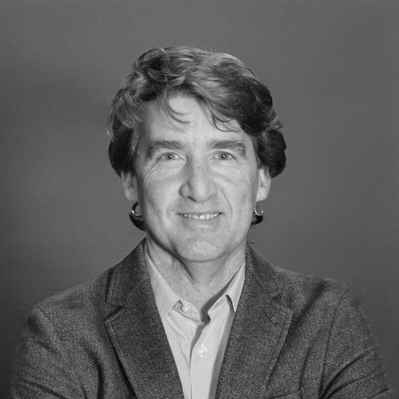 Alejandro CaminoExecutive Chairman Life Dental